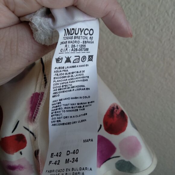 Tintoretto Cream 100% Silk Top with Leaf Print and Flutter Sleeves - Picture 6 of 8